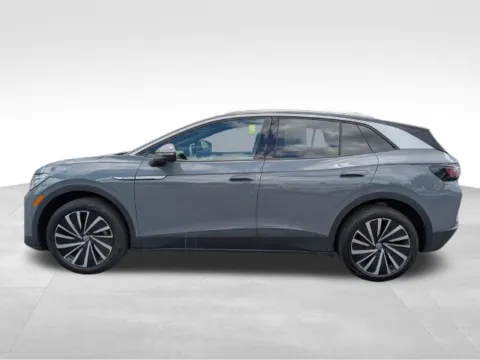 More photos of 2023 Volkswagen ID.4 Pro S Plus at Electric Car Corner, NY