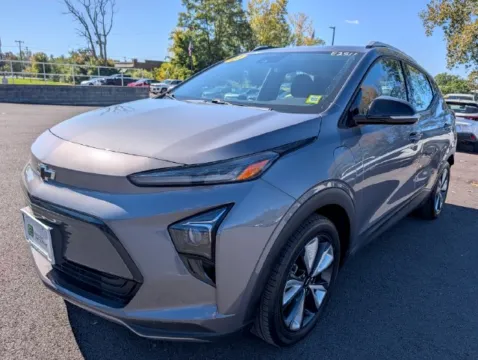 Another view of 2022 Chevrolet Bolt EUV LT for sale in Farmington, NY at Electric Car Corner