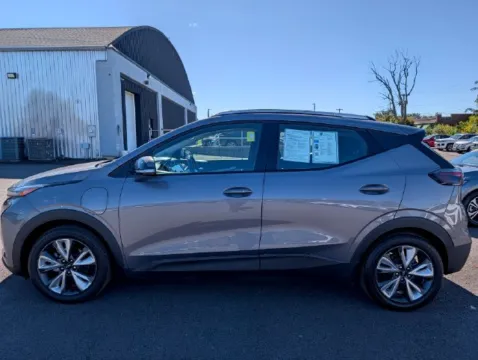 More photos of 2022 Chevrolet Bolt EUV LT at Electric Car Corner, NY
