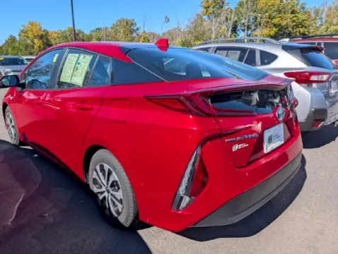 More photos of 2022 Toyota Prius Prime XLE at Electric Car Corner, NY