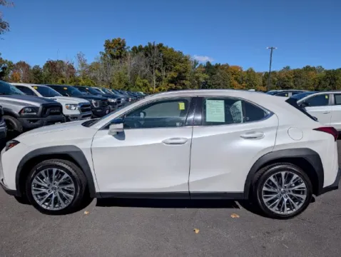 More photos of 2024 Lexus UX 250h Base at Electric Car Corner, NY