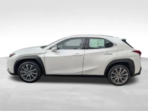 More photos of 2024 Lexus UX 250h Base at Electric Car Corner, NY