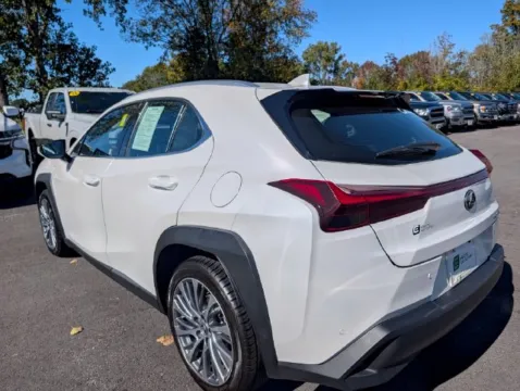 More photos of 2024 Lexus UX 250h Base at Electric Car Corner, NY