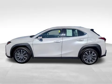 More photos of 2024 Lexus UX 250h Base at Electric Car Corner, NY