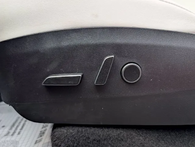 2021 Tesla Model Y Performance - Photo 17