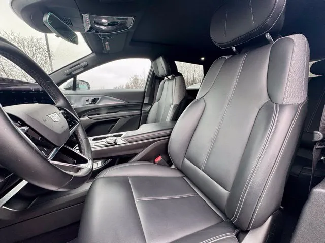 2024 Cadillac LYRIQ Tech - Photo 14