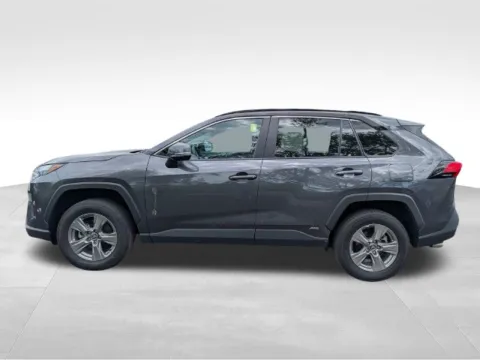 More photos of 2024 Toyota RAV4 Hybrid XLE at Electric Car Corner, NY