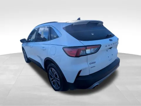 More photos of 2022 Ford Escape Hybrid SEL at Electric Car Corner, NY