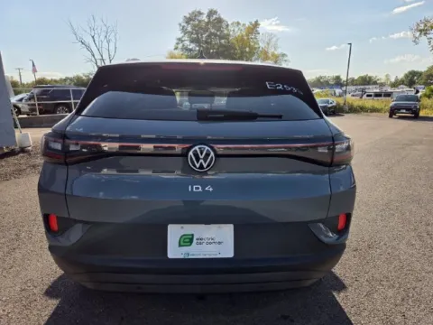 More photos of 2023 Volkswagen ID.4 Pro S at Electric Car Corner, NY