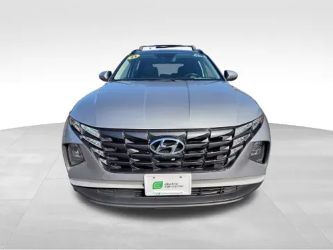 Photos of 2023 Hyundai Tucson Hybrid SEL Convenience for sale in Farmington, NY at Electric Car Corner