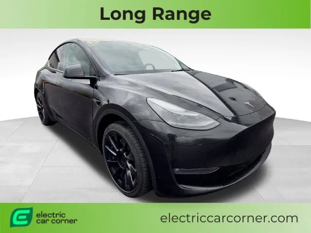Black 2023 Tesla Model Y Long Range for sale in Farmington, NY