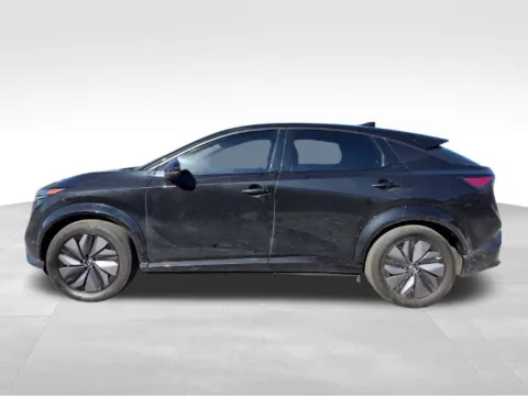 More photos of 2023 Nissan Ariya PLATINUM+ e-4ORCE at Electric Car Corner, NY