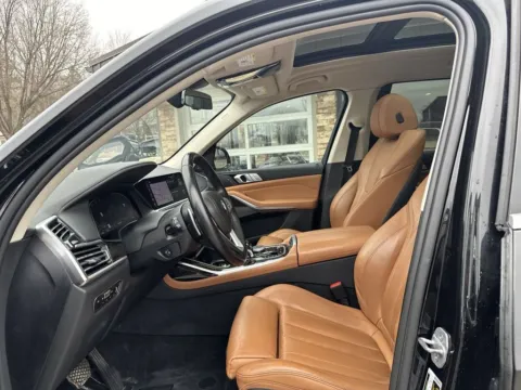 Another view of 2019 BMW X7 xDrive40i for sale in River Falls, WI at River Falls Sales and Sport