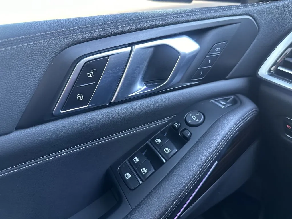 BMW X5 photo 13