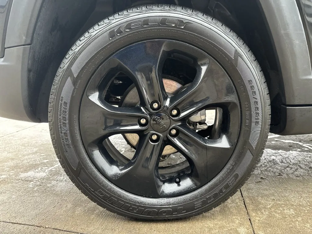 Jeep Compass photo 24