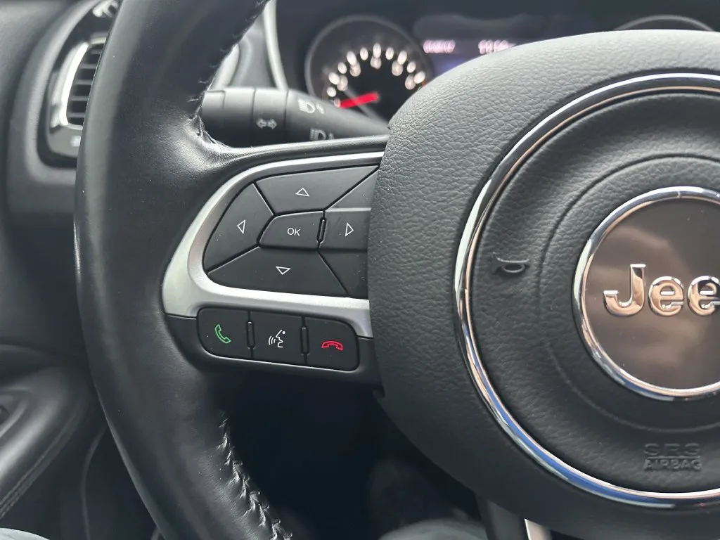 Jeep Compass photo 11