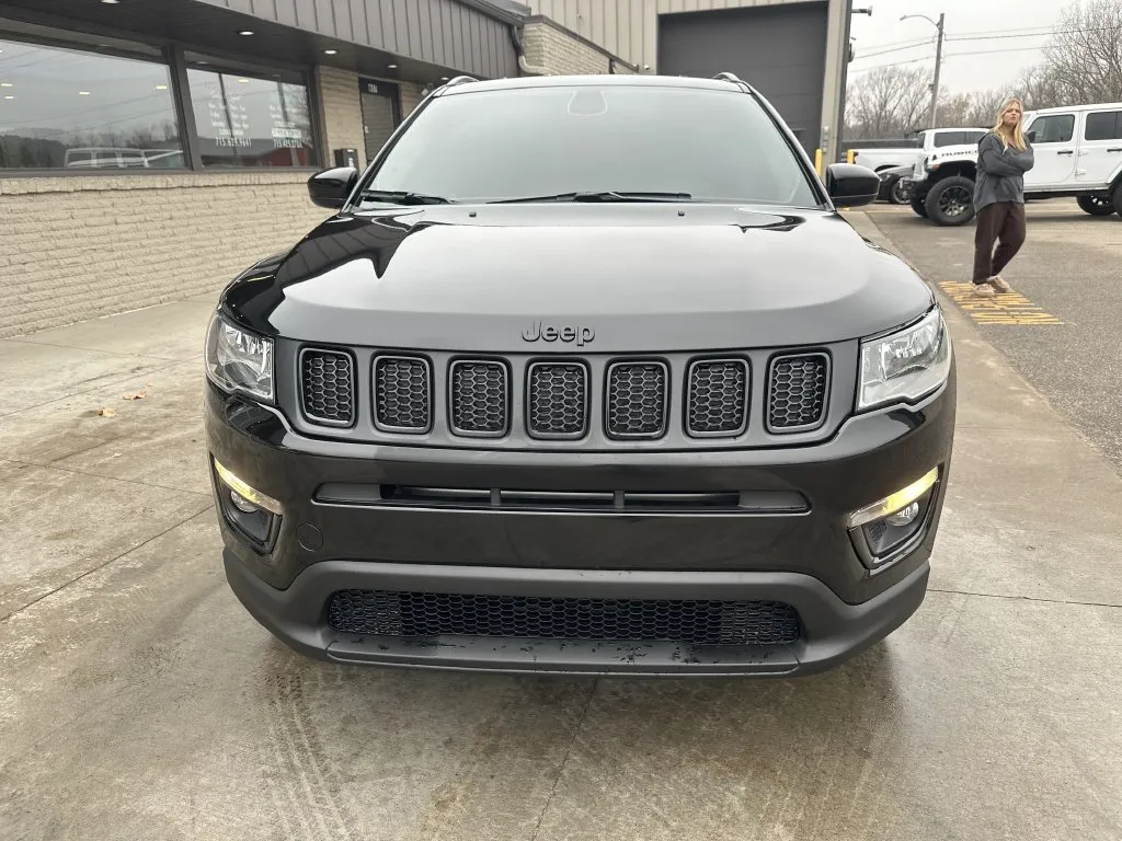 Jeep Compass photo 17