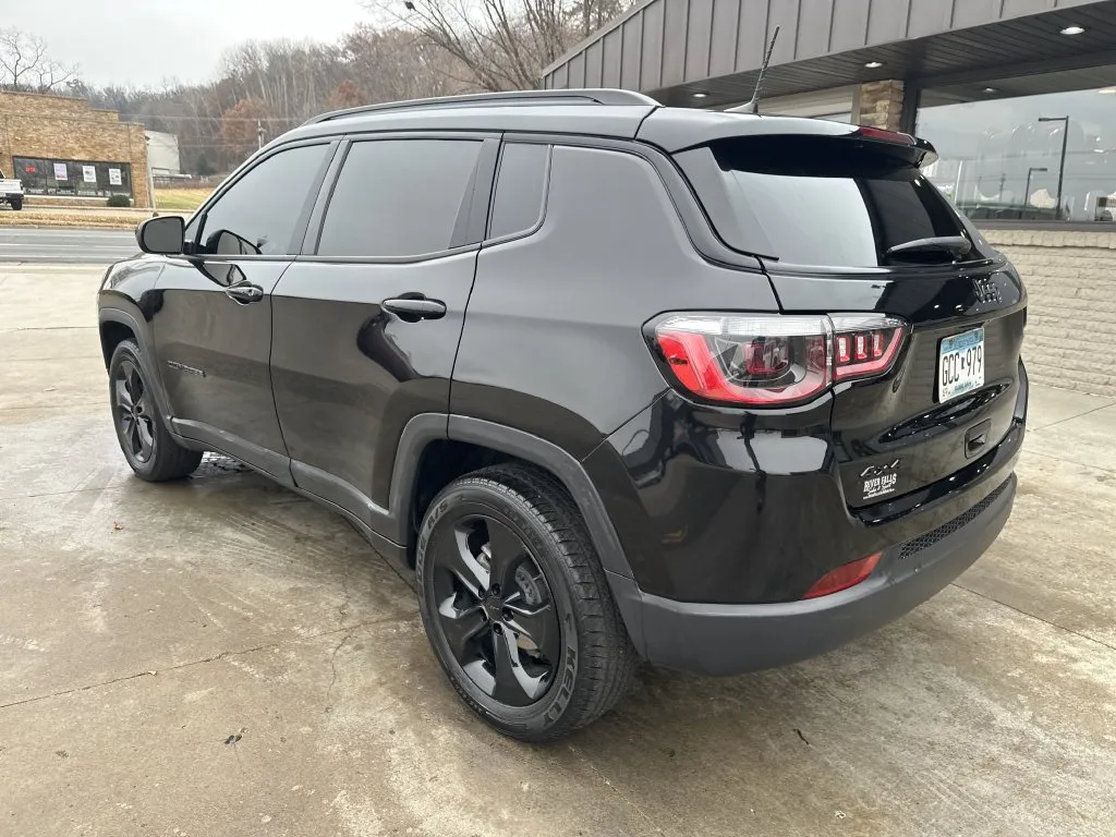 Jeep Compass photo 23
