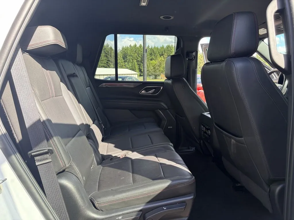 Chevrolet Tahoe photo 13