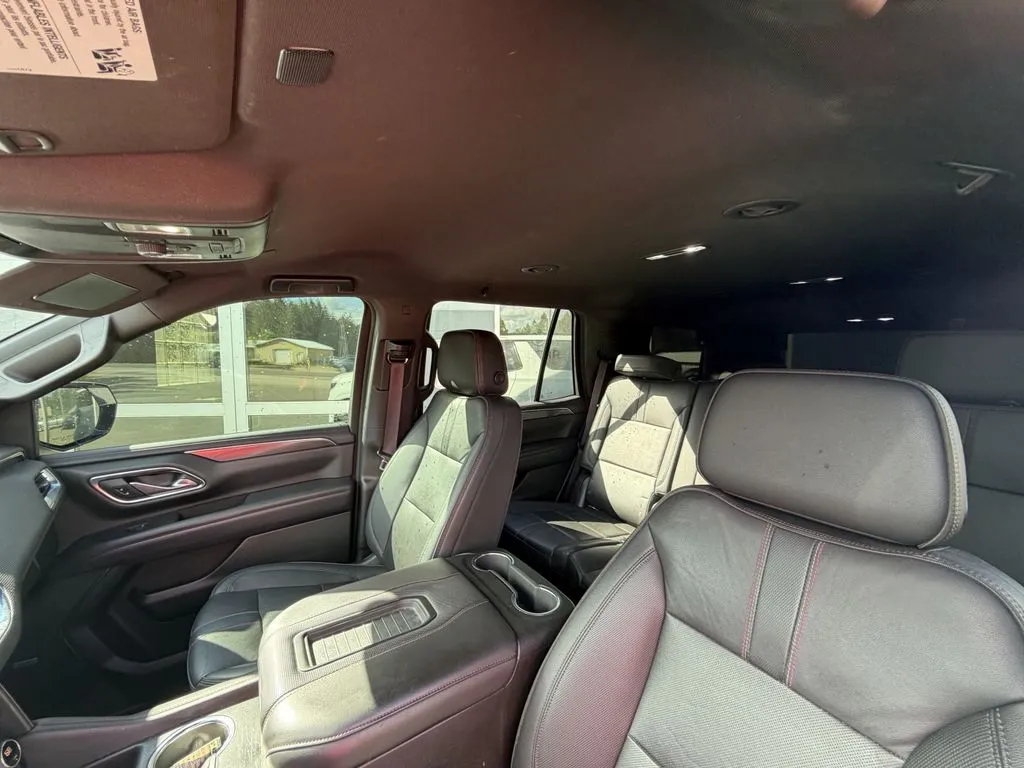 Chevrolet Tahoe photo 8