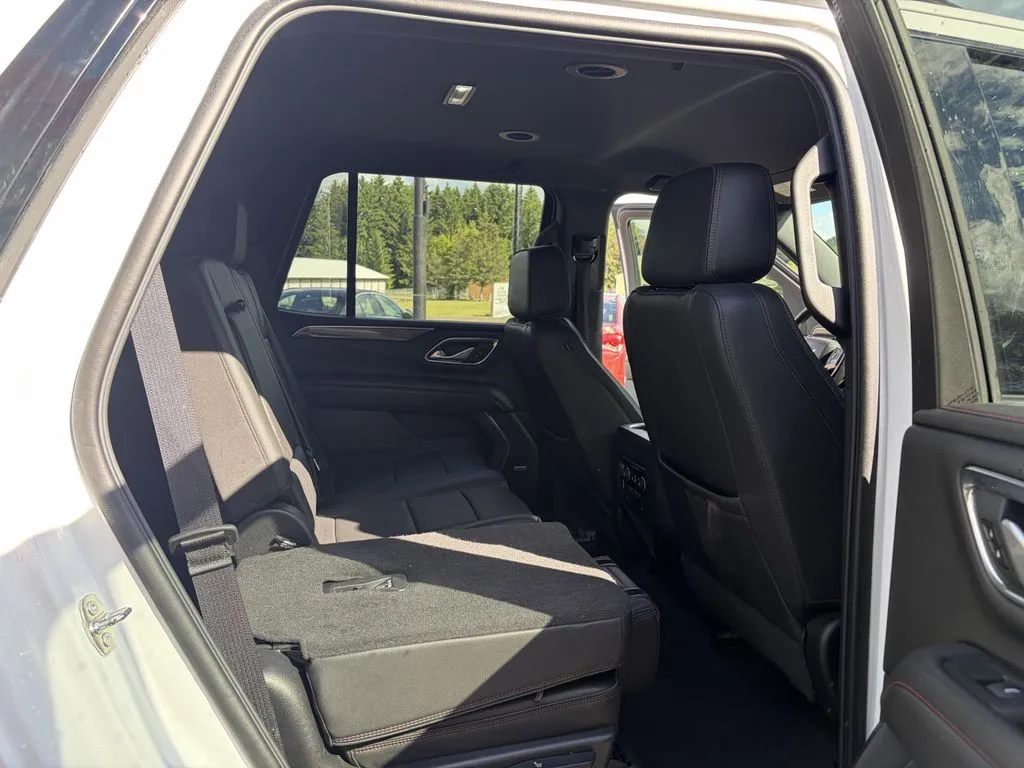 Chevrolet Tahoe photo 15