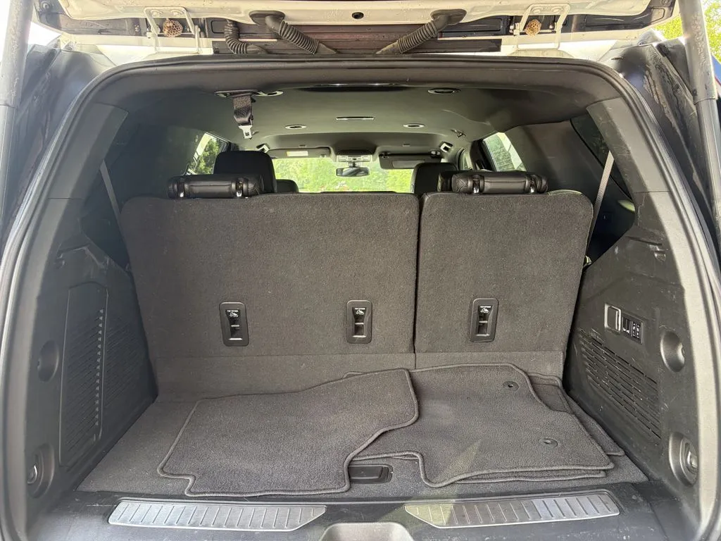 Chevrolet Tahoe photo 12
