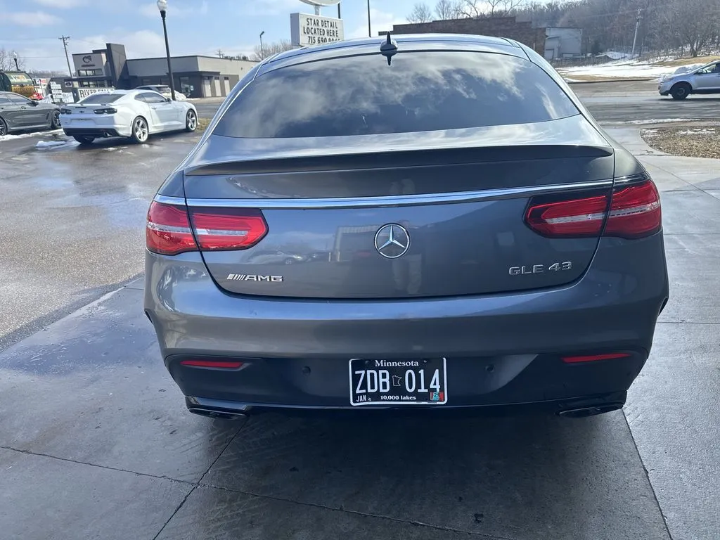 Mercedes-Benz GLE photo 27