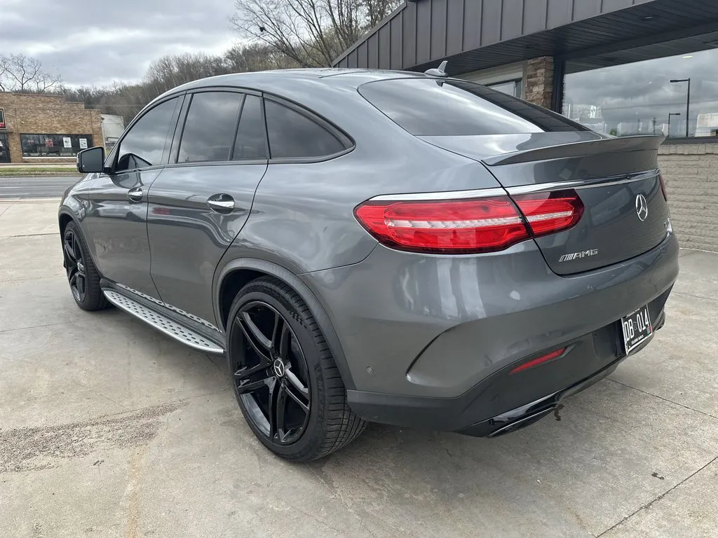 Mercedes-Benz GLE photo 26