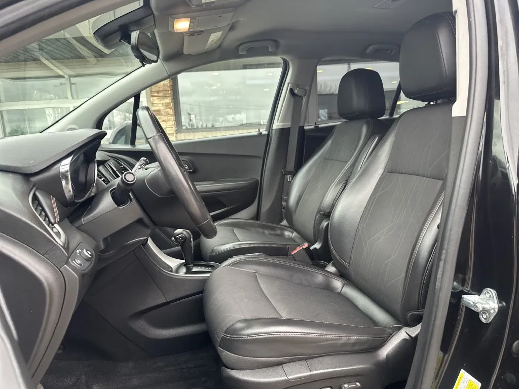 Chevrolet Trax photo 16