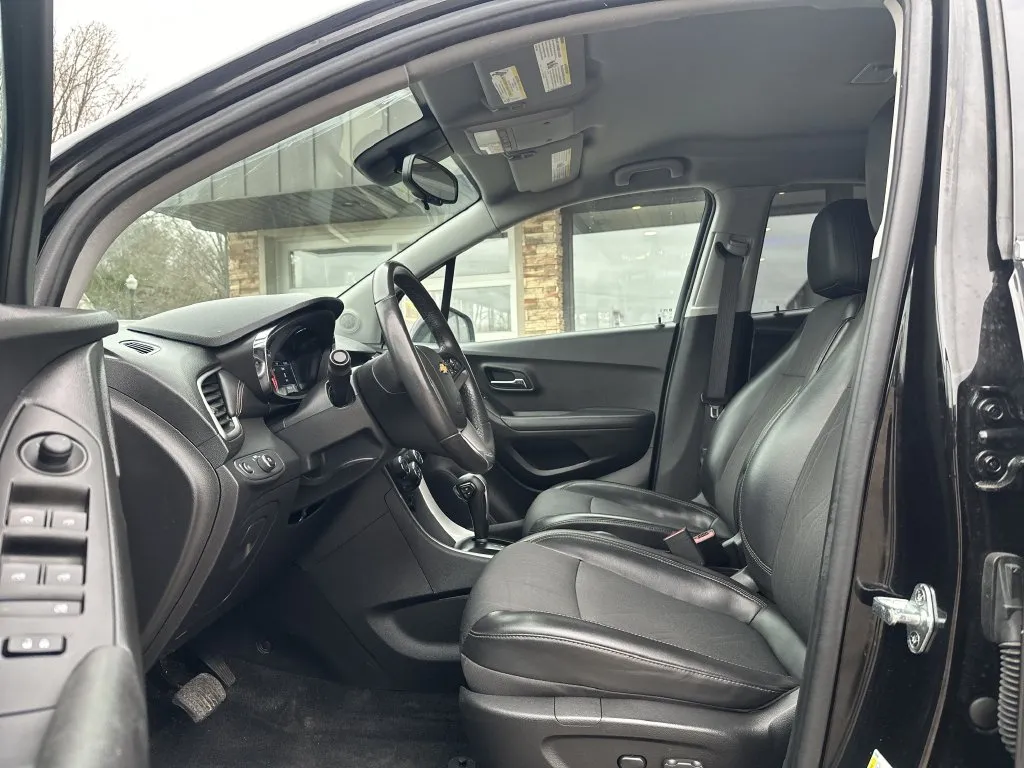 Chevrolet Trax photo 3