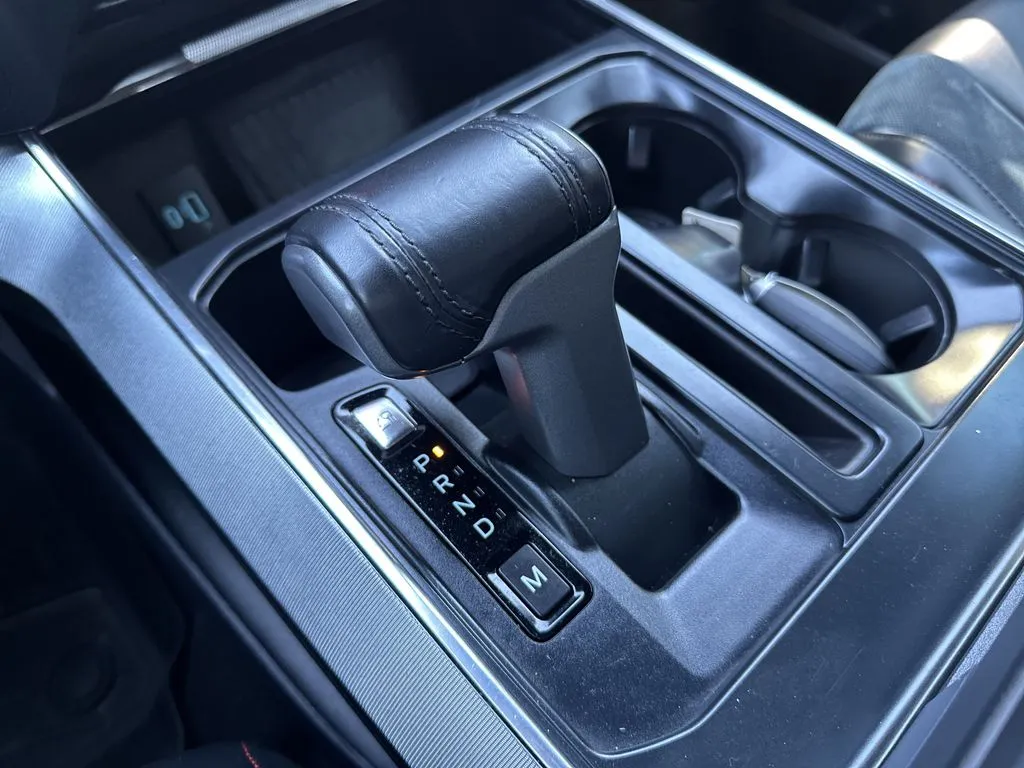 Ford F-150 photo 10