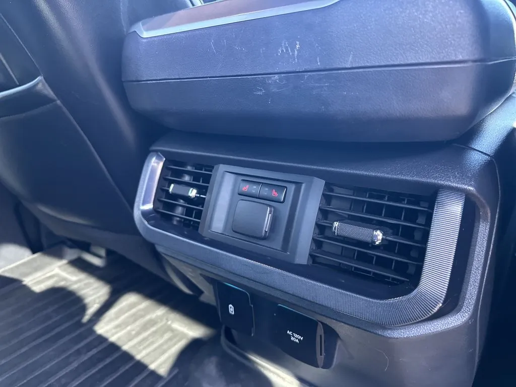Ford F-150 photo 26