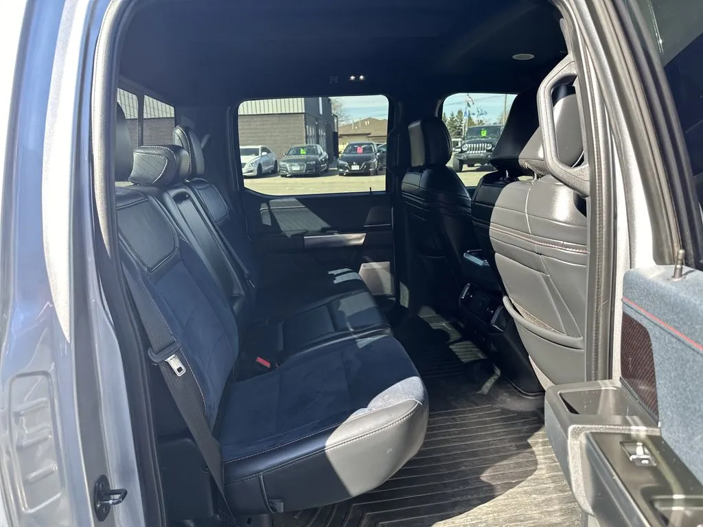Ford F-150 photo 25