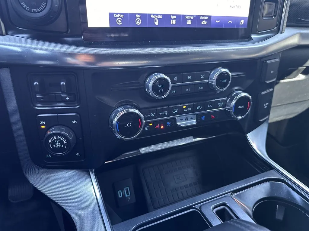 Ford F-150 photo 9