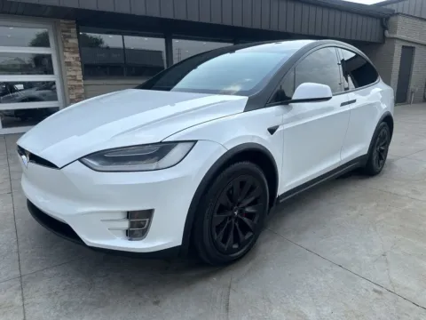 White 2019 Tesla Model X P100D for sale in River Falls, WI