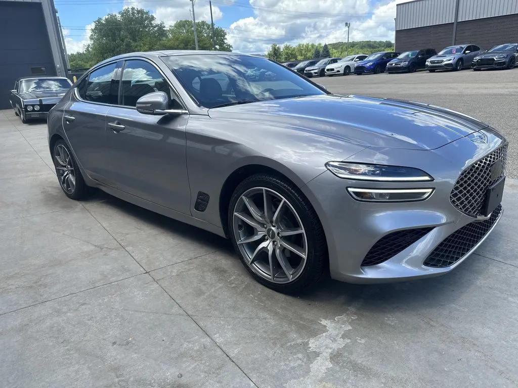 Genesis G70 photo 7