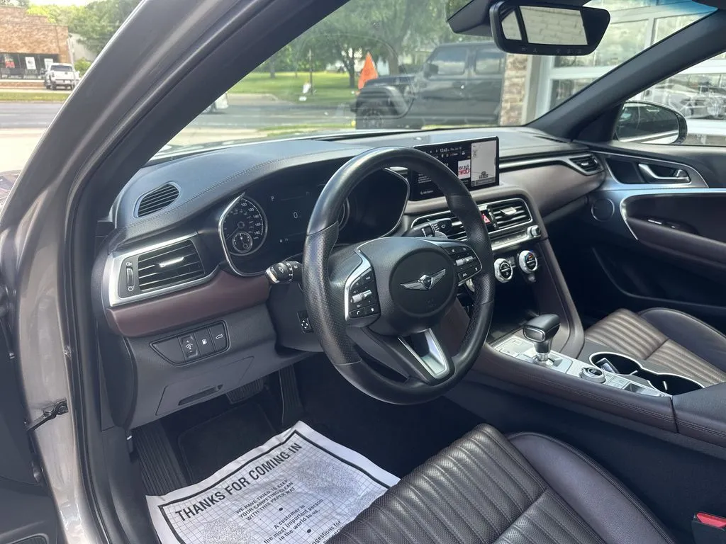 Genesis G70 photo 4