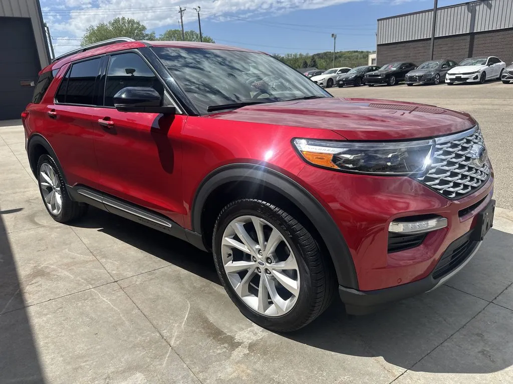 Ford Explorer photo 19