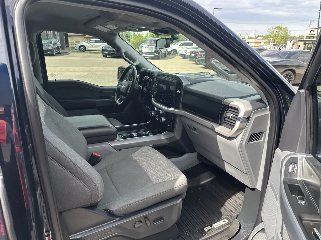 Ford F-150 photo 22