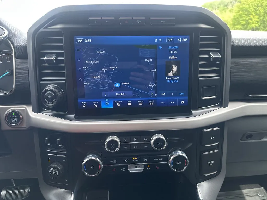 Ford F-150 photo 8