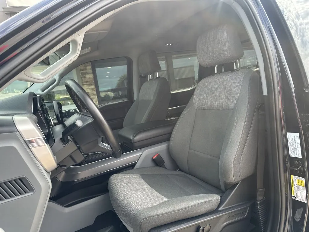 Ford F-150 photo 17