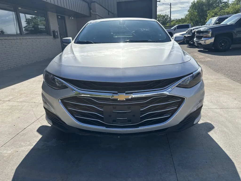 Chevrolet Malibu photo 16