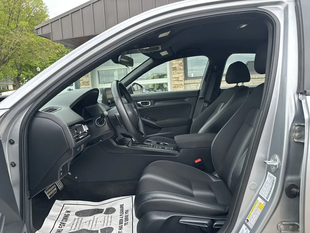 Honda Civic photo 3
