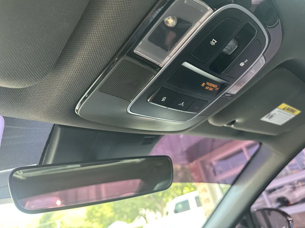 Hyundai Sonata photo 14