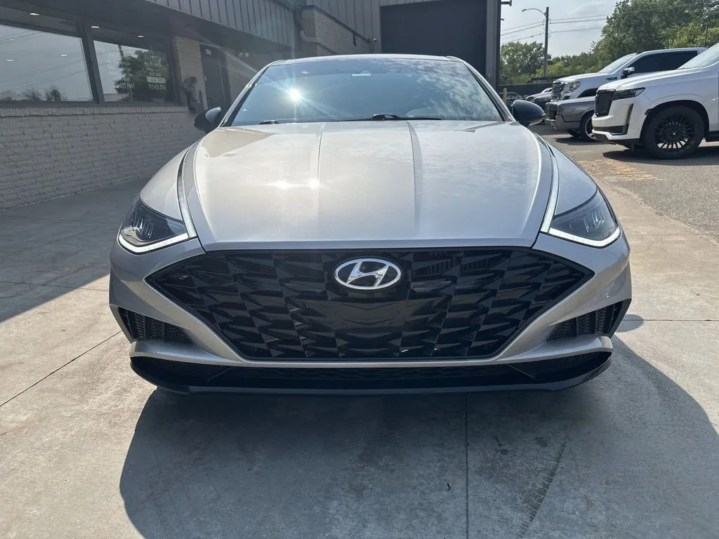 Hyundai Sonata photo 19