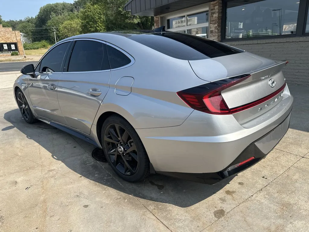 Hyundai Sonata photo 23
