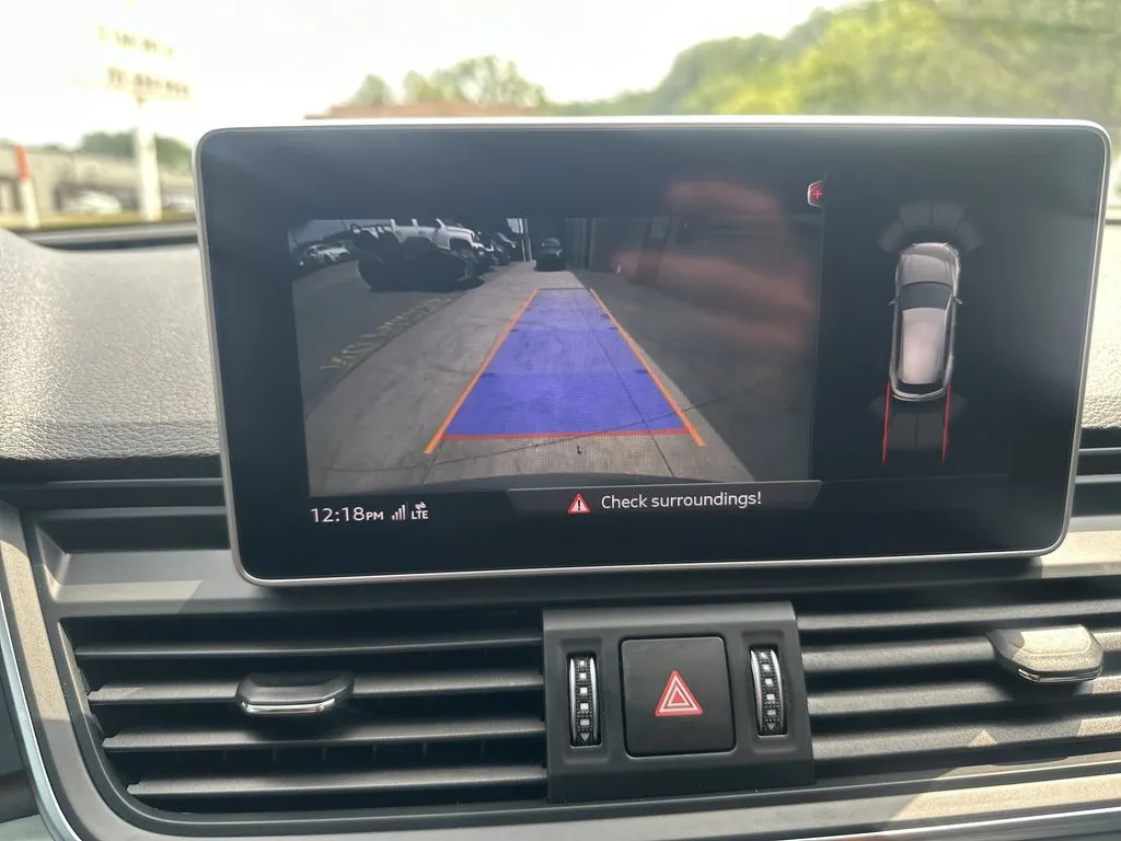 Audi SQ5 photo 15