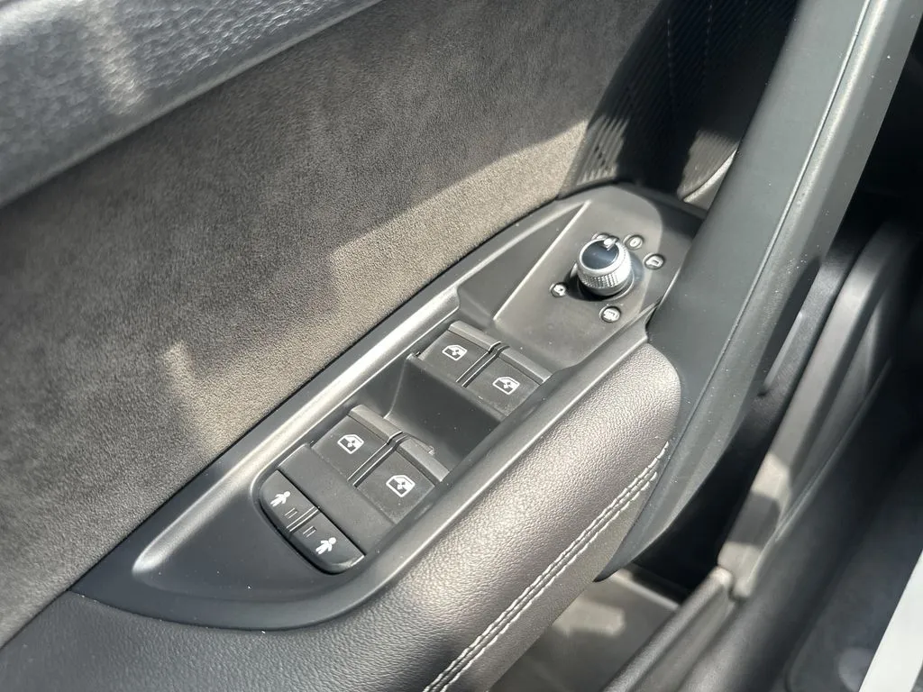Audi SQ5 photo 13