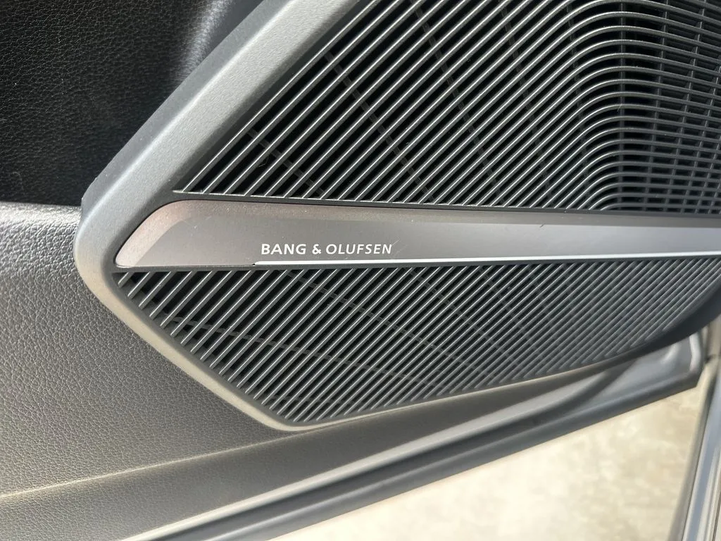 Audi SQ5 photo 16