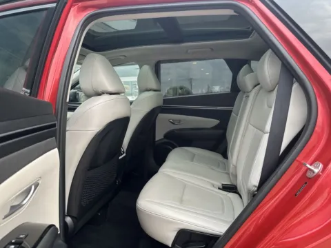 More photos of 2023 Hyundai Tucson Limited at River Falls Sales and Sport, WI